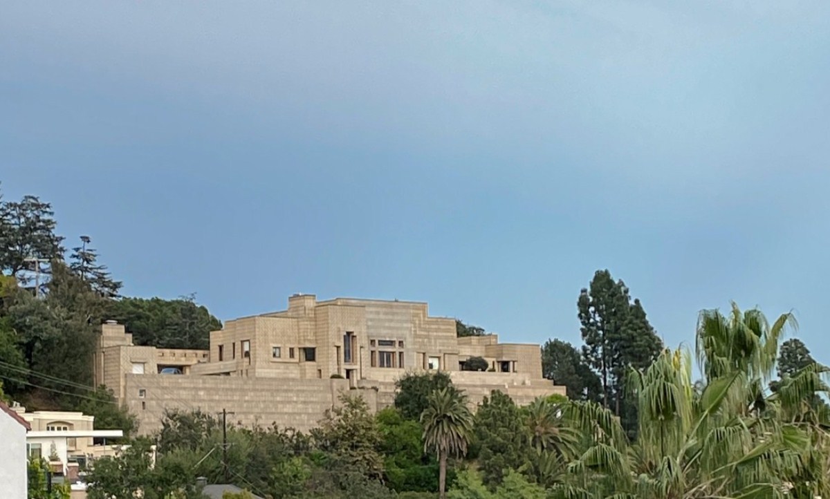 Ennis House