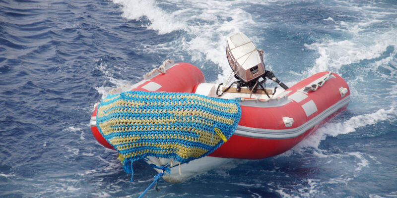 assurer une annexe de bateau