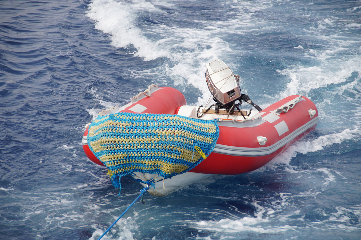 assurer une annexe de bateau