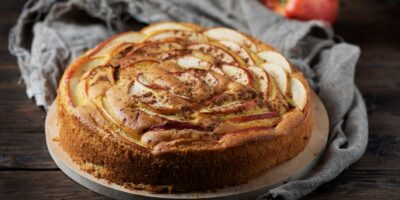 homemade apple cake