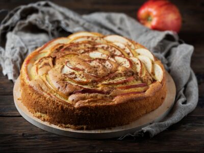 homemade apple cake