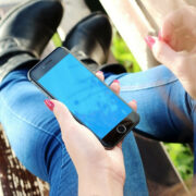 Les pièces détachées pour smartphone : essentielles pour effectuer vos réparations